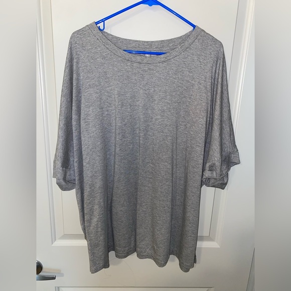 ASOS design curve oversized boyfriend tshirt with roll sleeves in gray marl - Picture 5 of 9